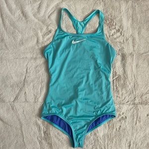 Girls Nike One-Piece Swim Suit
